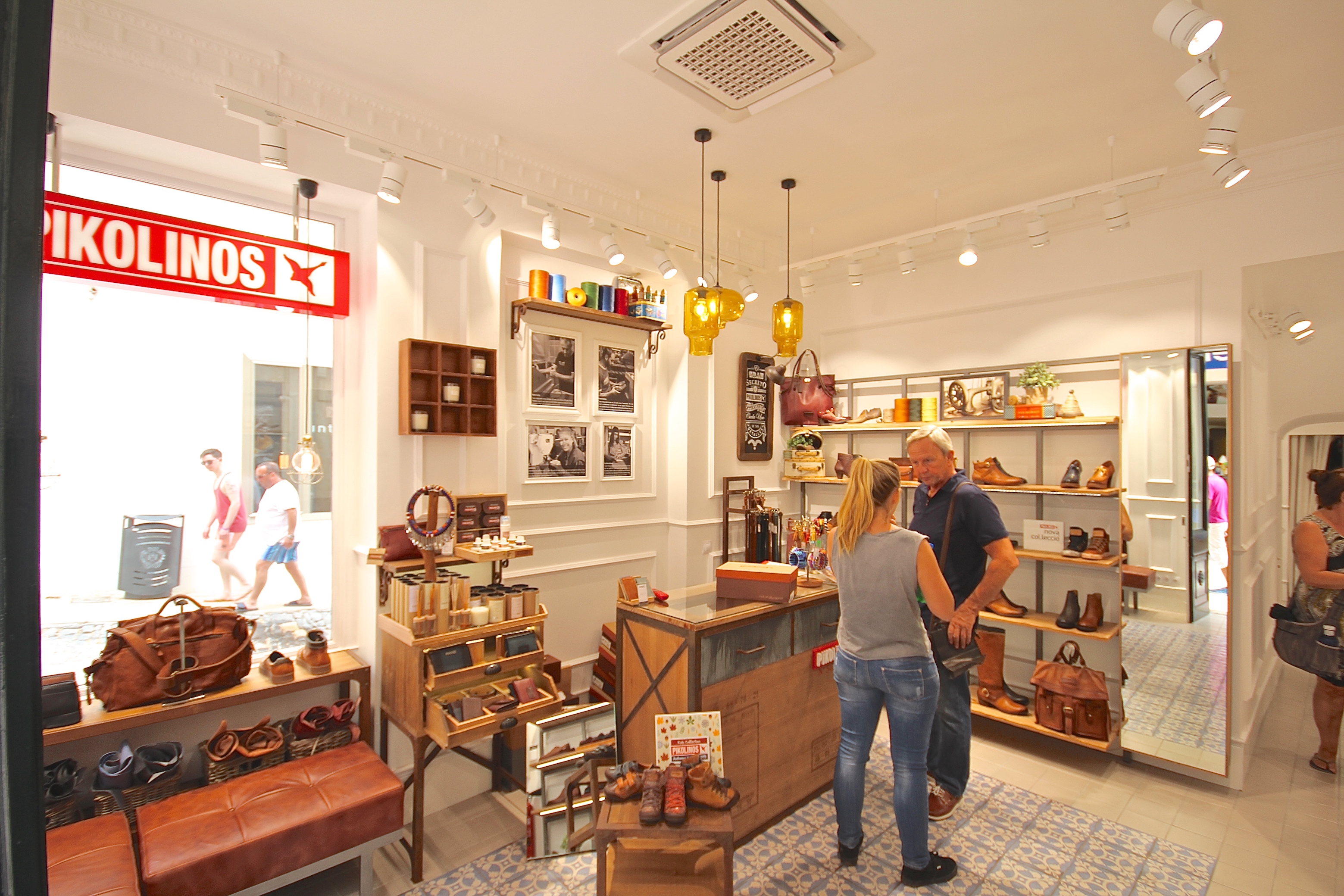 The New Shoe Shop In The Centre Of Mah n The New Shoe Shop In The Centre Of Mah n